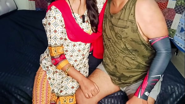 Mami Ko Paisa Kamane Ka Mast Tarika Sikha Ke Bhanje Ne Zordaar Choda