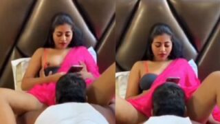 Gigolo Jilat Memek Siya Si Pelacur Di Video Desi Panas