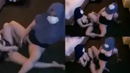 Tante Hijab Saling Mainin Lubang Basah Sampe Muncrat.