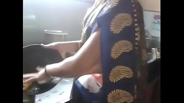 Desi Indian Kannada Aunty Panas Pusar Goyang Pinggul Bikin Meleleh