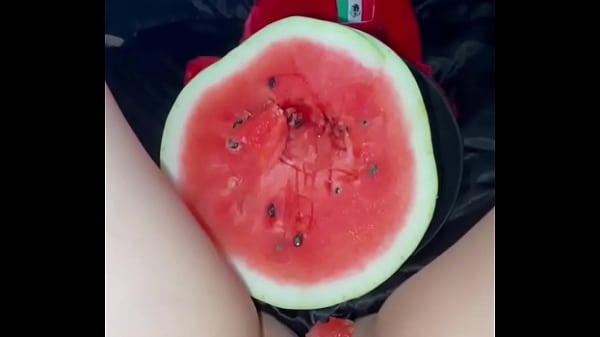 Cewek Hijab Mesum Kecanduan Colmek Pake Makanan, Salju Arab Nakal, Fetish Aneh Dan Pornografi Super Keras.