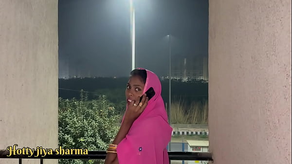 Pas Bokep Ninggalin Istri, Anak Tiri Langsung Ngewein Mamak Tiri, Kontol Muncrat Di Pantat Gede Dan Memek Basah Pas Malam Karwa Chauth