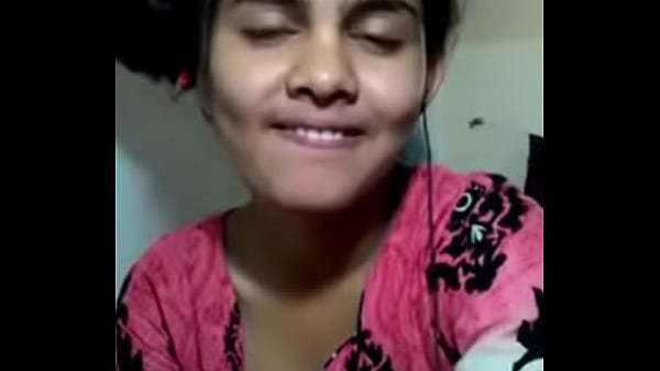 Wanita India Bikin Keluar Nafsu, Pake Sari Tipis Bikin Lihat Langsung Ereksi.