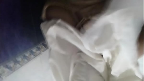 Ngentot Arab Binal, Istri Dan Ibu Berhijab Crot Di Webcam, Muncratin Memek Sambil Colmek.