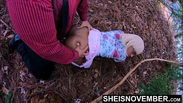 Gadis Tiriku Yang Polos, Msnovember, Digilir Ganas Di Hutan Oleh Ayah Tirinya