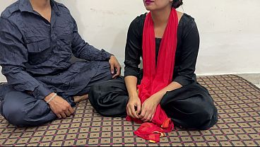 Desi Istri Di Share Sama Babaji, Suara Hindi Bikin Makin Panas