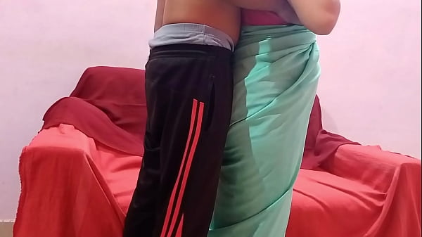 Bibi Ka Jawaan Baccha, 500 Rupaye Ka Lalach De Kar Choda—maid Sex Ki Saaf Hindi Aawaz Mein, Garam Aur Behad Sexy.