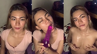 Ngejilat Getol Batang Ungu Basah Sampe Muncrat.