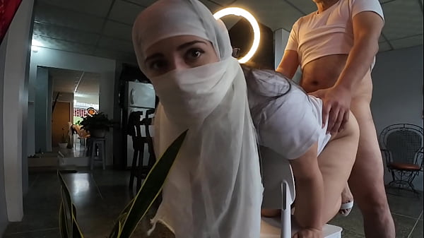 Ngentot Keras Di Pantat, Cewek Hijab Kena Pancut Di Lubang Belakang
