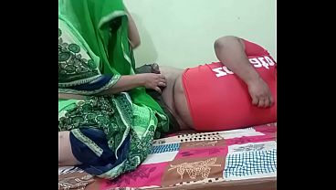 Desi Indian Couple Lagi Main-main Panas Di Kamar, Ngewe Sampai Keluar Semua.