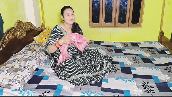 Desi Ibu Tiri Ngewe Sama Anak Tiri Penuh Energi