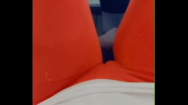 Ngentot Di Gym, Celana Ngepas Banget Sampe Belahan Keliatan Jelas