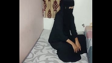 Gadis Bercadar Main Sembunyi Sama Sopir Pribadi, Nafsu Panas Di Balik Jilbab.
