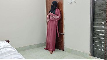 Gadis Hijab India Malu-malu Pertama Kali Digebrak Sambil Masturbasi