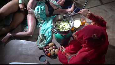 Ibu Tiri Dapur Xxx, India Dapur Desi, Mami Tiri Panas Dalam Bahasa Hindi, Mami Tiri Desi Yang Bikin Ngilu.