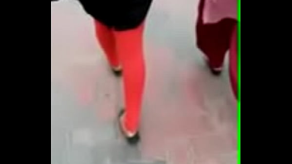 Desi Cewek Bengali Lagi Ngegas Di Jalan, Bikin Pengen Main.