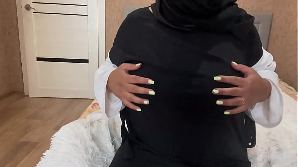 Arab Milf Jasmine, Celana Dalamnya Copot, Siap Digoyang