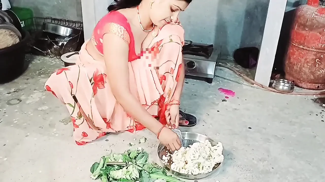 My Big Step Sister Was Angry_ We Shared Single Bed Bangli Sex