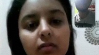 Bhabhi Cantik Pamer Bugil Buat Pacar Online Muda