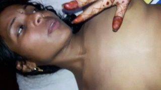 Cewek India Pake Mehandi, Memeknya Digenjot Kontol
