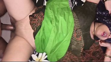 Desi Tiri Kakak Lagi Digocok Sama Tiri Adek Pas Lagi Di Rumah Sendirian, Full Film (bahasa Hindi)