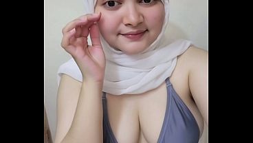 Hari-hari Awal Goyang Twerk Pakai Hijab, Bikin Panas Dingin
