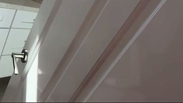Ibu Tiri Montok Penuh Rahasia, Nafsu Terpendam ~ Lauren Phillips ~ Fantasi Rumah Tangga ~ Scott Stark