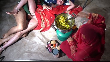 Ibu Tiri Desi India Ngentot Di Dapur Pake Omongan Kotor Bahasa Hindi, Bikin Makin Basah