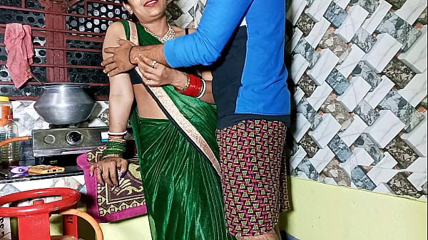 Bhabhiji Daba Ke Choda Kitchen Mein, Jab Ghar Mein Koi Nahi Tha! Asli Hindi Awaaz Mein.