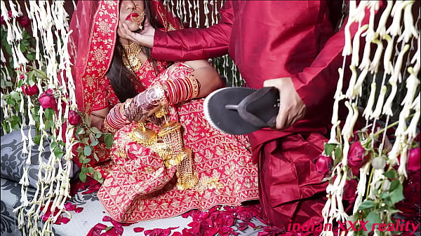 Malam Pertama Pernikahan India, Ngewe Panas Di Kamar Pengantin, Bahasa Hindi.