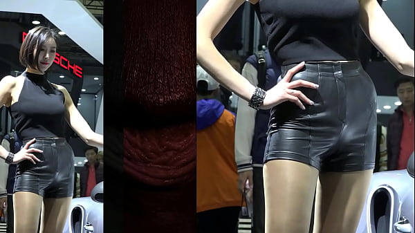 Gadis Cina Nari Pakai Hotpants Kulit, Bikin Ngiler Lihat Goyangannya Yang Bikin Panas.