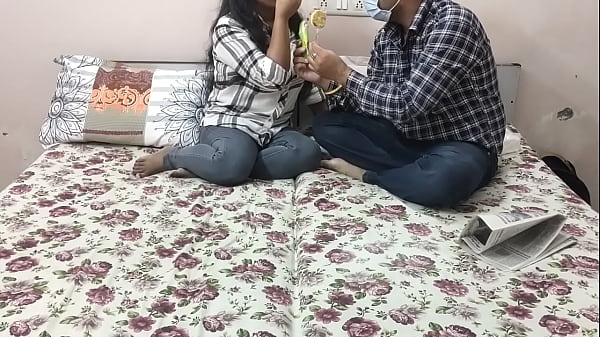 Ngenotin Bhabhi Hot India Ngewe Di Rumah, Suara Hindi Jelas Bikin Makin Basah!