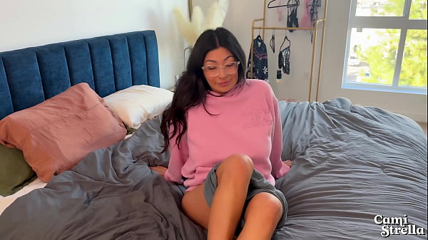 “itu Celana Dalam Gua?!” Cewek Latin Step-sis Montok Mancurin Ke Kontol Gua – Cami Strella X Lev Lieben