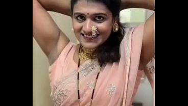 Cewek India Seksi Pamer Ketiak Basah Bikin Greget.