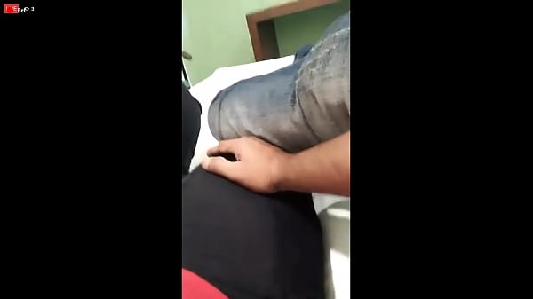 Tonton Live Facebook, Goyang-goyang Bikin Makin Panas.